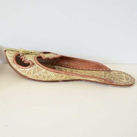 Ornate Gold Embroidered and Leather Shoes Slippers w/ Tassel Size 40 - Picture 11 of 13